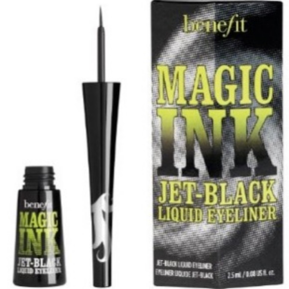 Benefit Magic Ink Jet-Black Liquid Eyeliner - Picture 2 of 6